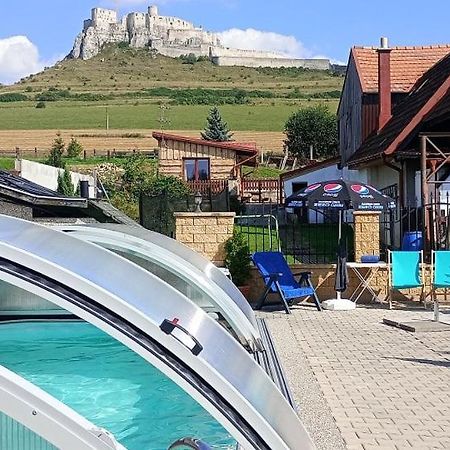 A+S Penzion Podzamok Спишске-Подградье Экстерьер фото