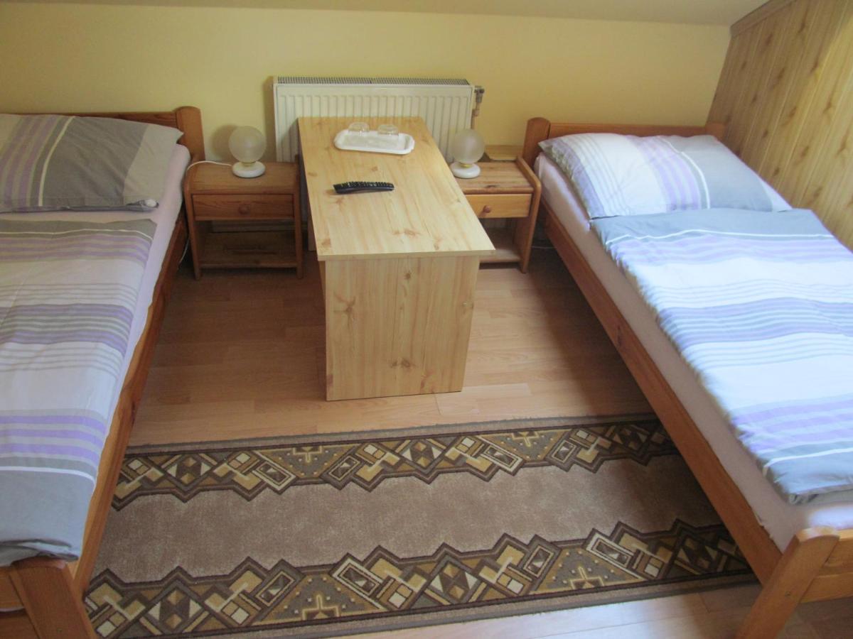 A+S Penzion Podzamok Спишске-Подградье Экстерьер фото
