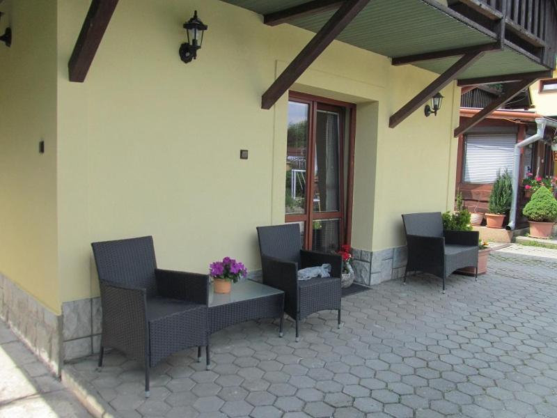A+S Penzion Podzamok Спишске-Подградье Экстерьер фото